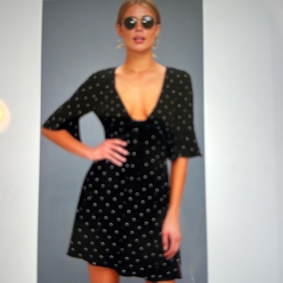 Free People black/white polka dot flared Mini dress Womens 4 deep V cocktail - Picture 2 of 11